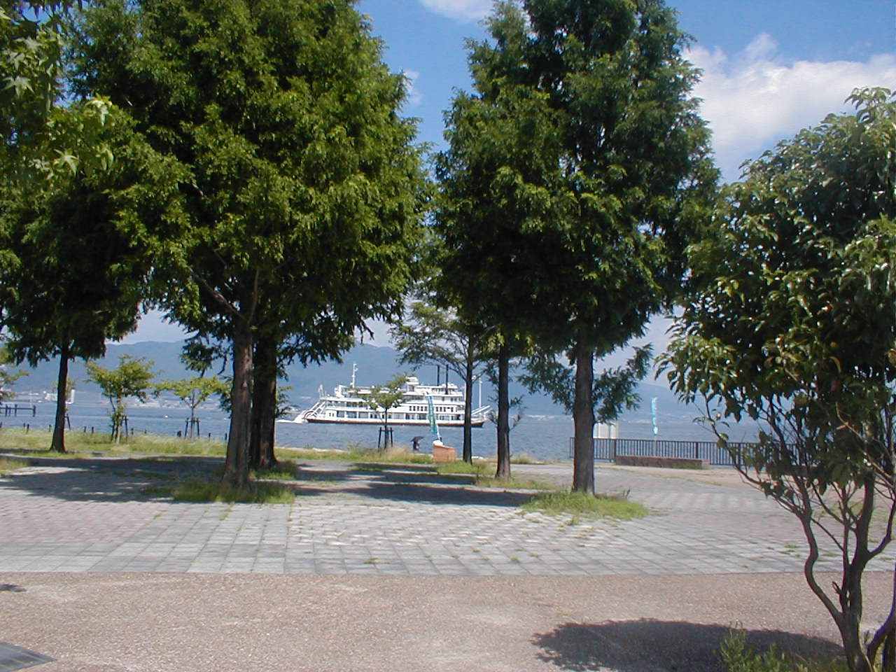 琵琶湖のひとコマ