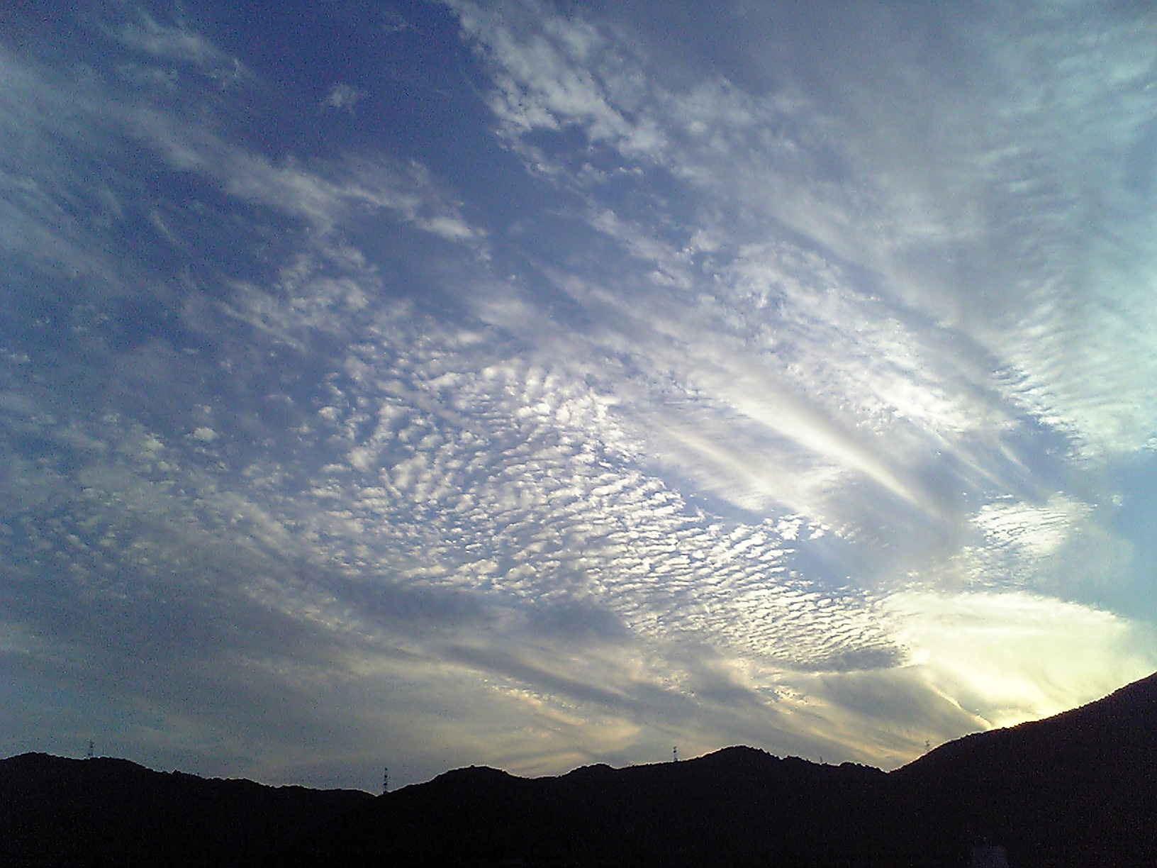 秋雲～日没近く011a.JPG